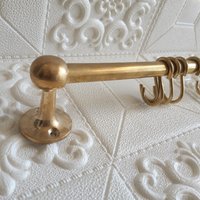 Messing Gardinenstange Mit Haken Topf Schiene Regalleiste Wandhaken Messingstange Unlackiert Wandbehang Küche von BrassCopperPure