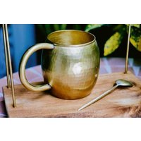 Messing Teebecher | Kupfer-Cocktail-Tasse Großer Bierbecher 100% Hochwertige Handarbeit Kupfer Tonnenförmige Gehämmerte Moscow Mule Tasse von BrassTonkinCraft
