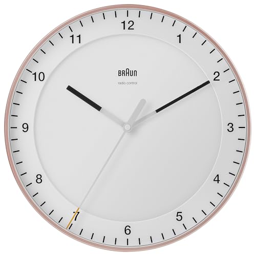 Braun Klassische, funkgesteuerte, große analoge Wanduhr mitteleuropäische Zeitzone (DCF/GMT+1) mit geräuschlosem Sweep-Uhrwerk, leicht ablesbar, 30 cm Durchmesser in Rosé und Weiß, Modell BC17PW-DCF von Braun