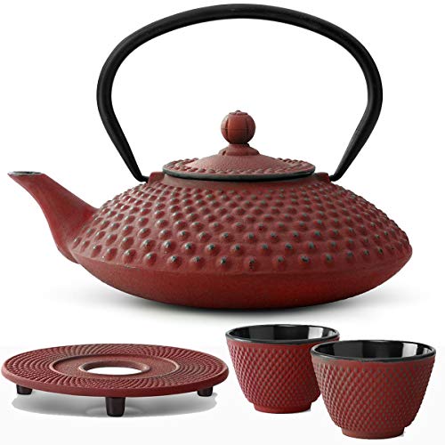 Teekanne asiatisch Gusseisen Set rot 1.25 Liter mit Edelstahl Tee-Filter-Sieb-Einsatz für losen Tee mit Stövchen und Teebecher (2 Tassen) rot von Bredemeijer