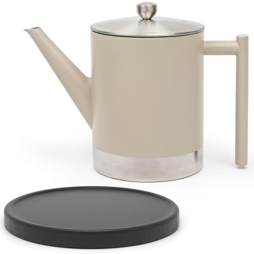 Bredemeijer doppelwandige Edelstahl Teekanne taupe 1.2 Liter - große isolierende Edelstahlkanne Set mit schwarzem Holz-Untersetzer & Teefilter-Sieb von Bredemeijer