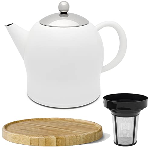 Bredemeijer doppelwandige Teekanne 1.4 Liter - matt weiße Edelstahl Kanne & Tee-Filter-Sieb-Aufsatz & brauner Holzuntersetzer - für längeren Teegenuss von Bredemeijer