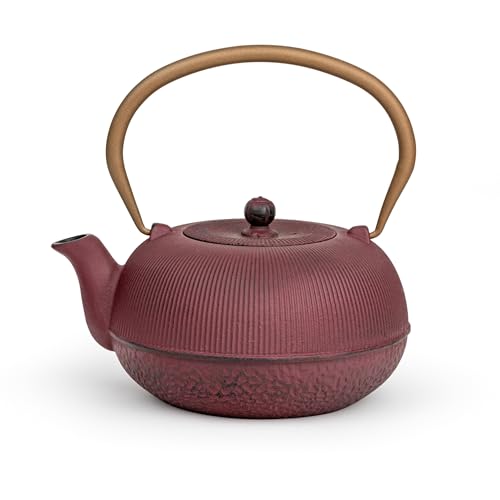 Kleine Guss-Teekanne Induktion 1.0 Liter - violette asiatische Gusskanne mit Henkel & Edelstahl-Tee-Filter Sieb-Einsatz - optimal für lose Teesorten Kleine Guss-Teekanne Induktion 1.0 Liter - violette asiatische Gusskanne mit Henkel & Edelstahl-Tee-Filter Sieb-Einsatz - optimal für lose Teesorten von Bredemeijer