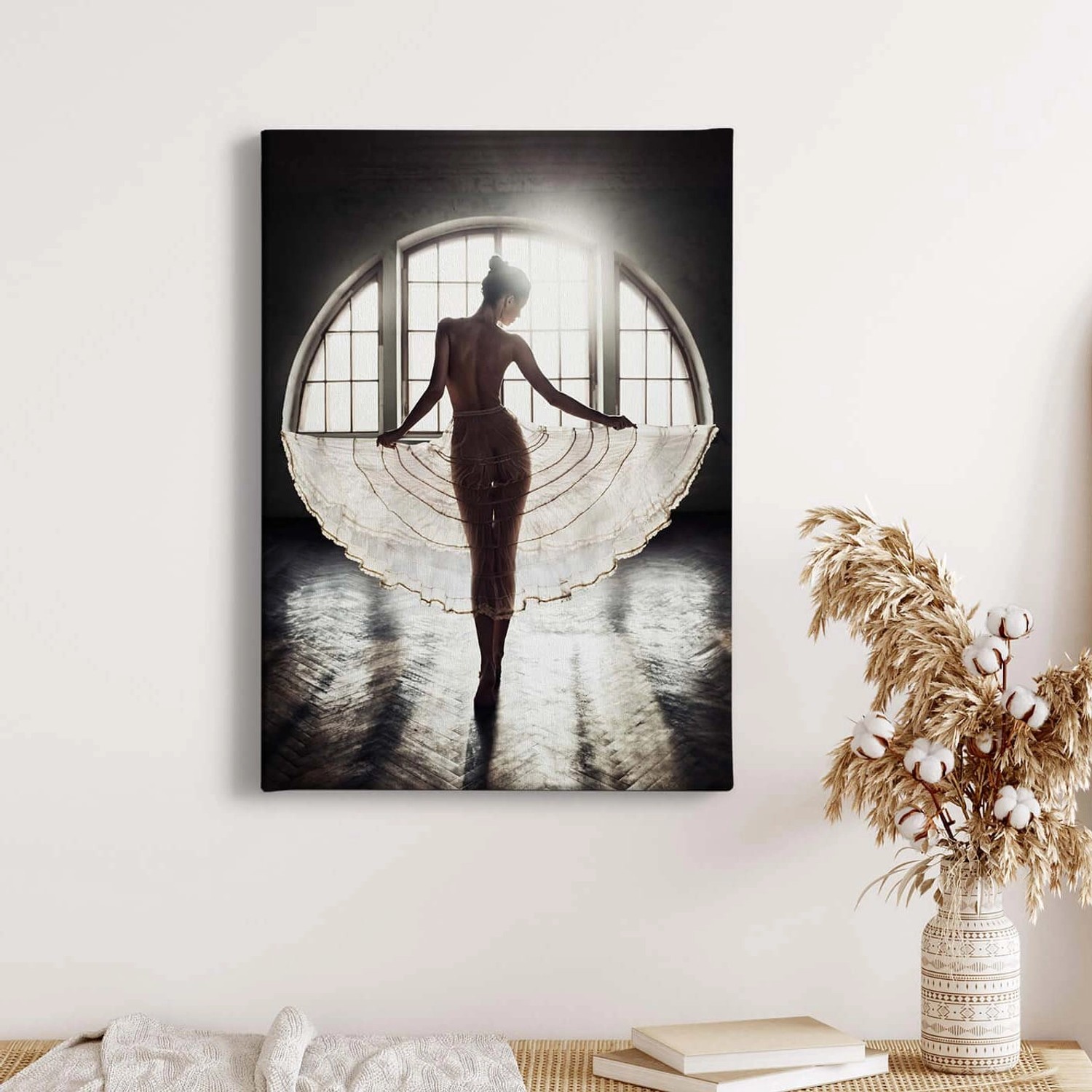 Bricoflor Bild Mit Frau In Schwarz Weiß Nostalgie Wandbild Mit Ballerina Für Schlafzimmer Und Wohnzimmer Leinwand Bild Mit Ballett Tänzerin Bricoflor Bild Mit Frau In Schwarz Weiß Nostalgie Wandbild Mit Ballerina Für Schlafzimmer Und Wohnzimmer Leinwand Bild Mit Ballett Tänzerin von Bricoflor