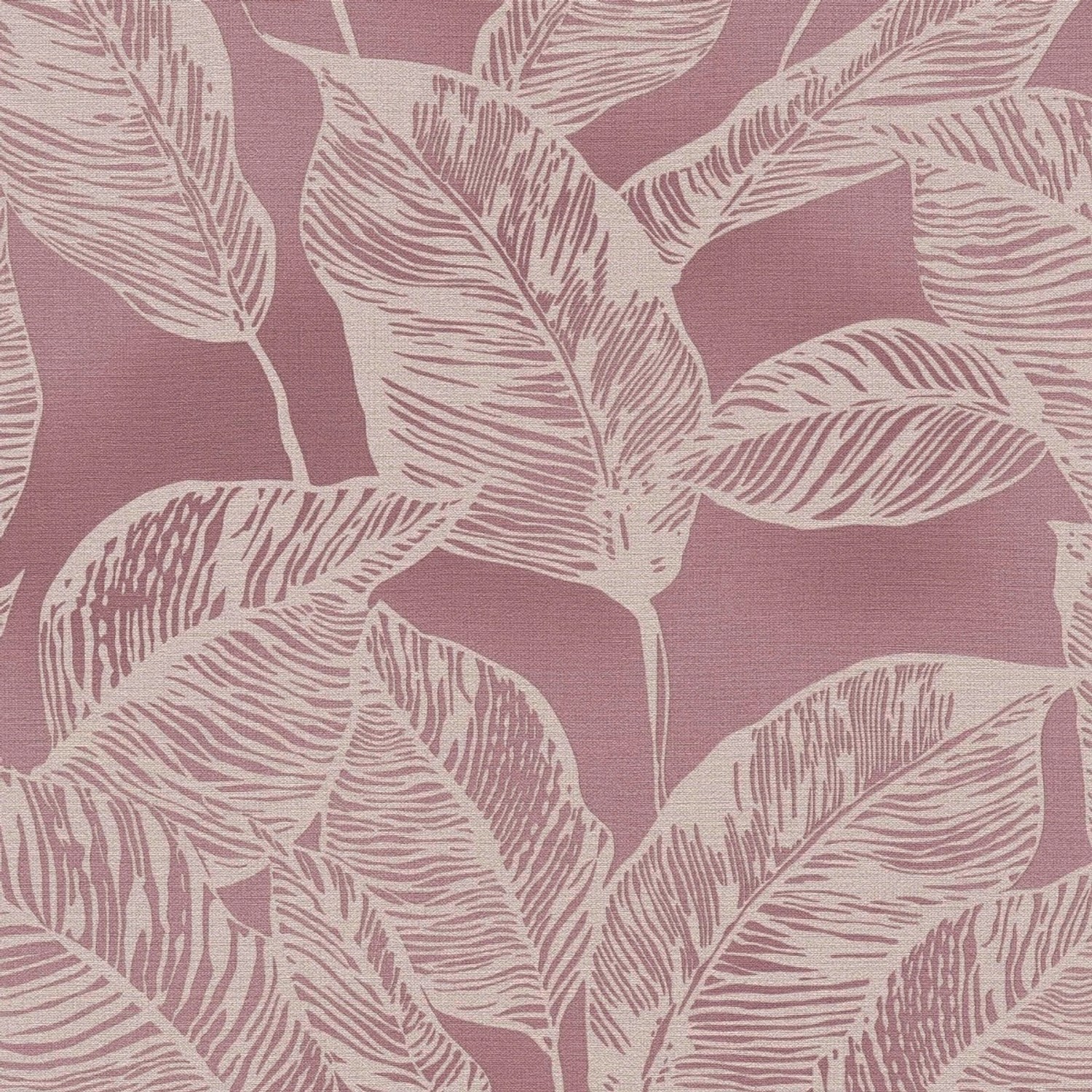 Bricoflor Malve Tapete mit Blätter Muster Skandinavische Vliestapete in Leinenoptik Nachhaltige Tapete in Mauve für Wohnzimmer von Bricoflor