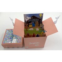 Popup-Kinderbett in Einer Box Popup-Kinderbett in Einer Box von BricoloEcoCadeau