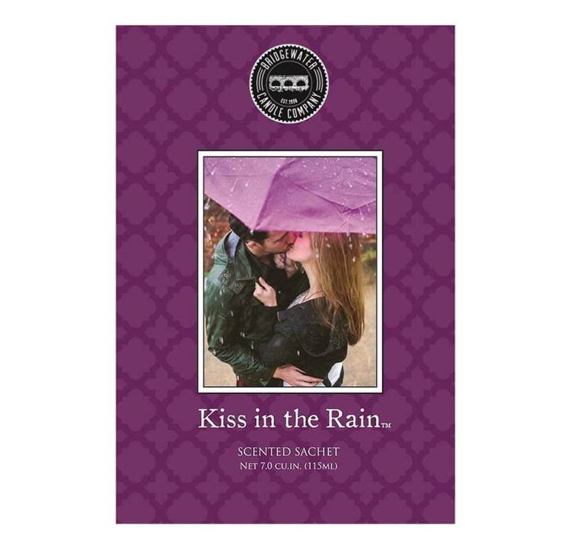 Bridgewater Candle Company Duftlampe BRIDGEWATER Duftsachet KISS IN THE RAIN violett Papiertüte mit Duft Bridgewater Candle Company Duftlampe BRIDGEWATER Duftsachet KISS IN THE RAIN violett Papiertüte mit Duft von Bridgewater Candle Company