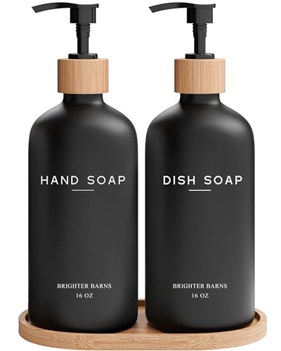 Brighter Barns Hand- und Spülseifenspender-Set aus schwarzem Glas – Küchenseifenspender-Set mit Tablett – Bambus-Pumpflaschen für Küchenspüle – Boho-Moderne Wohnkultur, neutrale Wohnaccessoires von Brighter Barns