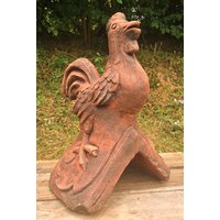 Hahn Huhn 90 Grad Abgewinkelter Dachabschluss Zierstein Gratziegel Hahn Huhn 90 Grad Abgewinkelter Dachabschluss Zierstein Gratziegel von BrighthelmStone