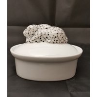 Kleine Terrine Mit Hase, Einzelstück Kleine Terrine Mit Hase, Einzelstück von BrigitteKreativ