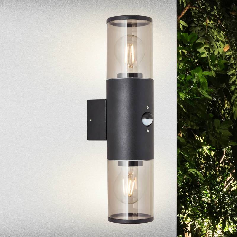 Außenwandleuchte Sergioro, zweiflammig mit Sensor von Brilliant
