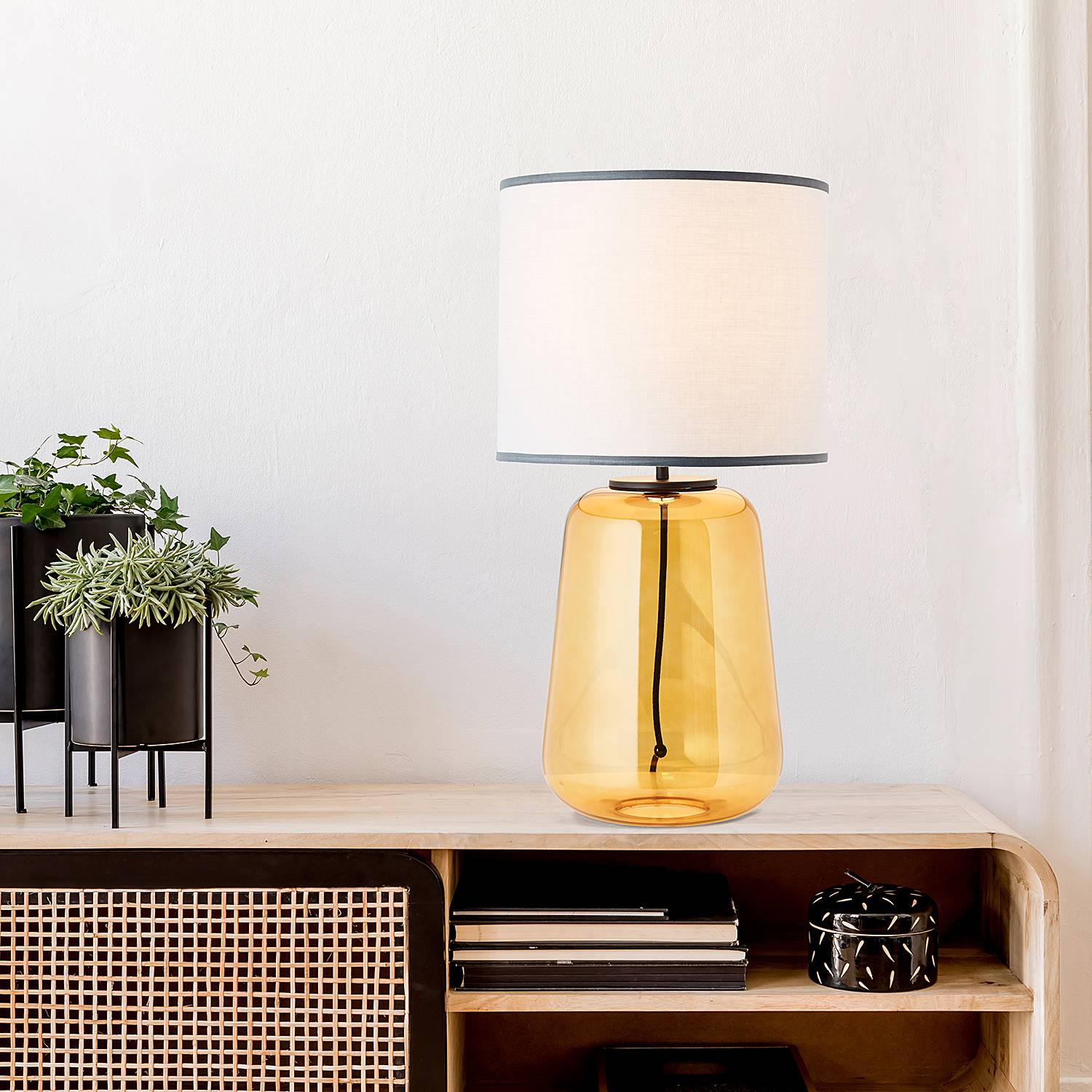 Schreibtischlampen und andere Lampen von Brilliant. Online kaufen bei Möbel  &