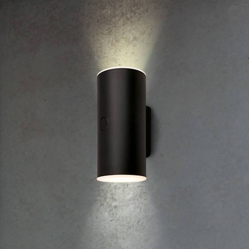 LED-Akku-Außenwandlampe 3786015, schwarz Touchdimmer up/down von Briloner