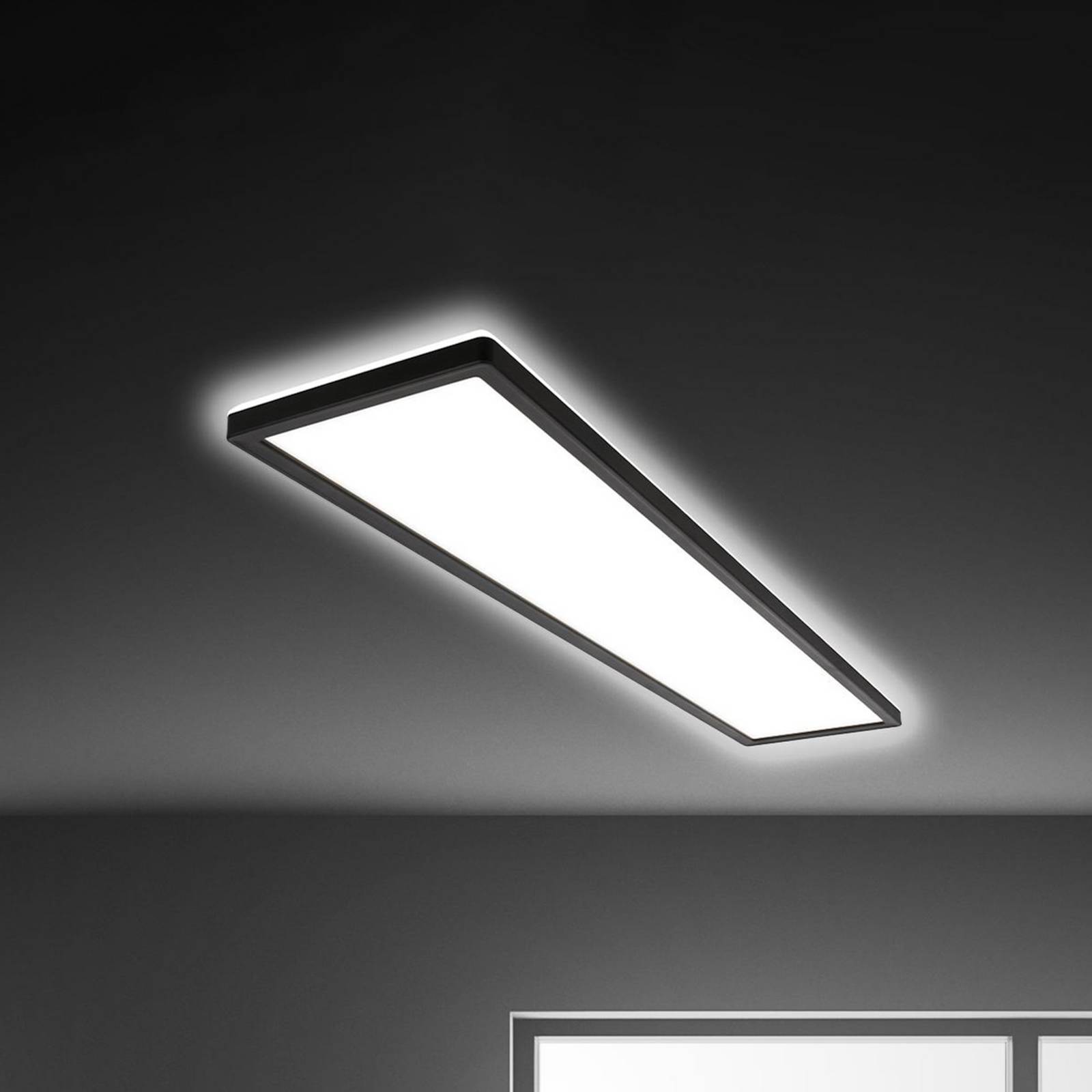 LED-Deckenleuchte Tava, schwarz, Kunststoff, 98cm, Backlight von Briloner