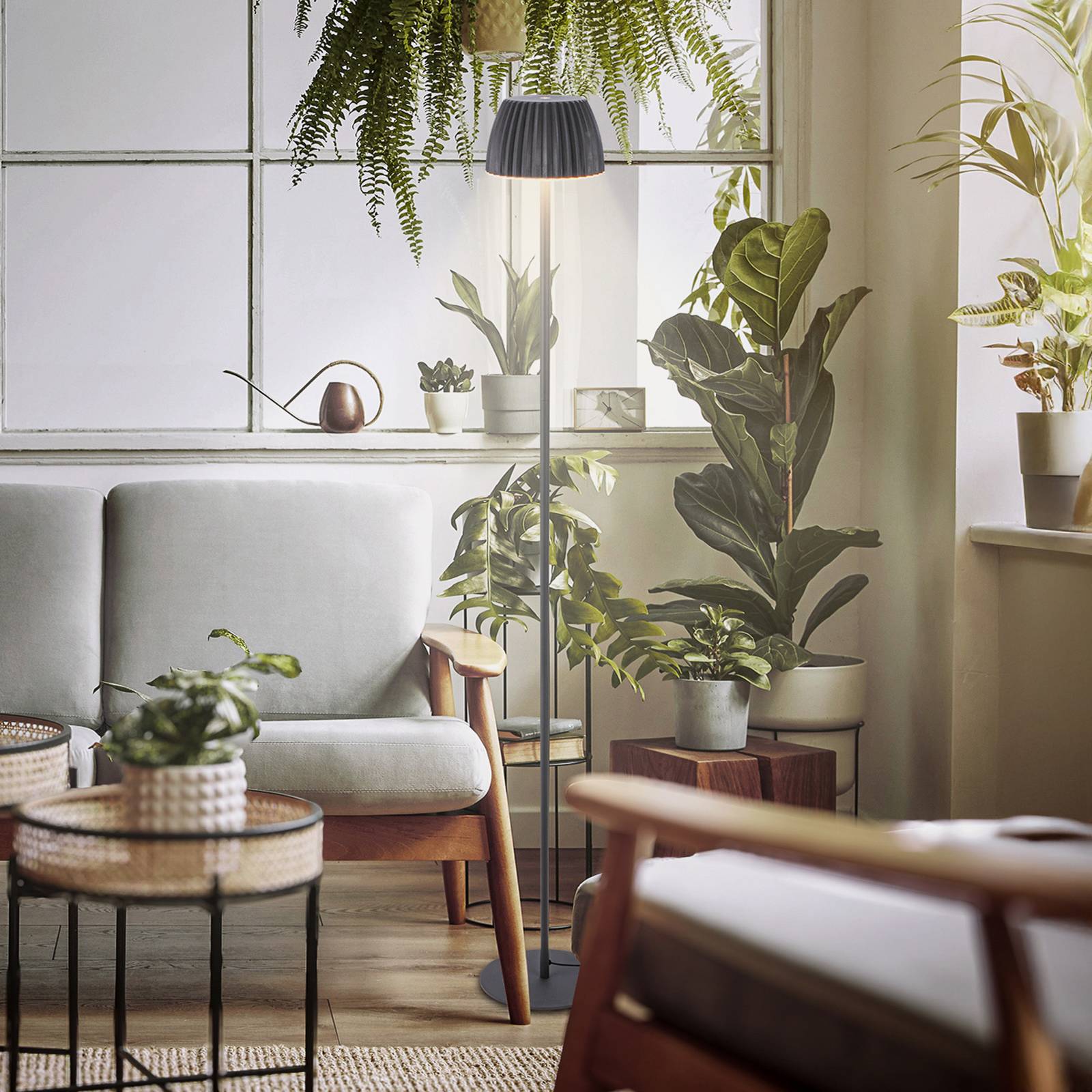 LED-Stehlampe Loca, anthrazit, Höhe 123 cm Kunststoff/Metall LED-Stehlampe Loca, anthrazit, Höhe 123 cm Kunststoff/Metall von Briloner