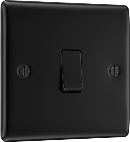 BG Electrical NFB12 Einzel-Wand-Lichtschalter Aufputz, 2-Wege Wechselschalter, erhöhtes und schlankes Profil, runde Kanten, Nexus-Metall, mattschwarz, 20 A, 16 AX von British General