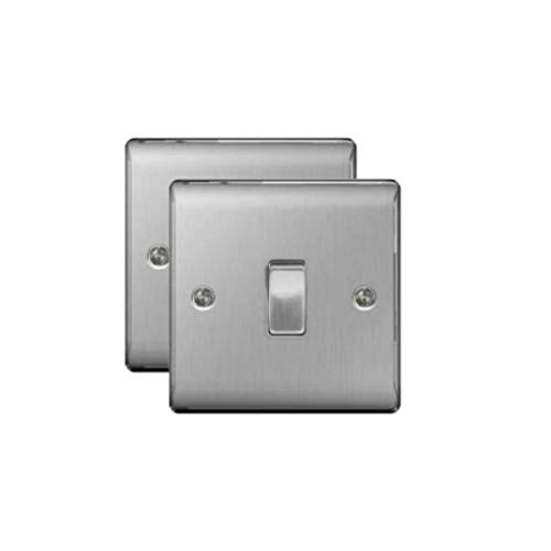 BG NBS12 Lichtschalter, gebürsteter Stahl, satiniertes Chrom, 10 A, 1 oder 2 Wege, 2 Stück von British Genral