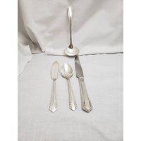 Malibu Esslöffel, Speisemesser, Teelöffel, Buttermesser, Dessert Gabeln, Vintage. Poliert. Versandkostenfrei in Usa von BromleyDesigns