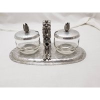 Set Von Condiment Server. Caddy. Gläser. Pickle Container. Serviertablett. Snack Set. Versandfertig. Versandkostenfrei in Usa von BromleyDesigns