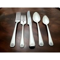 Vintage Silber Skyline - Skycrest. Art Déco. Auswahl An Gedecken Und Servierstücken. Poliert & Gebrauchsfertig. Versand Kostenlos in Usa von BromleyDesigns