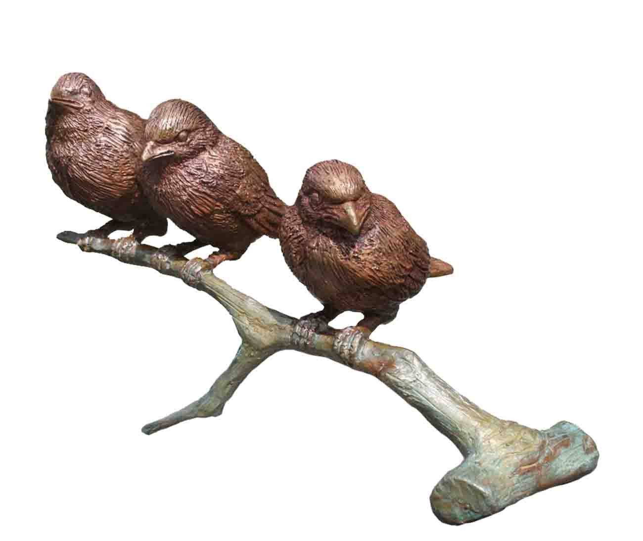 Bronzeskulpturen Skulptur Bronzefigur drei Vögel auf Ast Spatzengruppe von Bronzeskulpturen