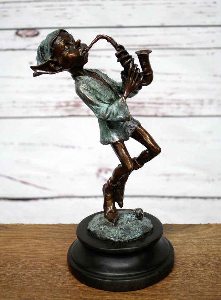 Bronzeskulpturen Skulptur Bronzefigur Gnom mit Saxophon Goblin auf Marmorsockel Bronzeskulpturen Skulptur Bronzefigur Gnom mit Saxophon Goblin auf Marmorsockel von Bronzeskulpturen