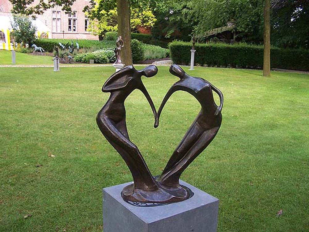 Bronzeskulpturen Skulptur Bronzefigur abstraktes Tanzpaar von Bronzeskulpturen