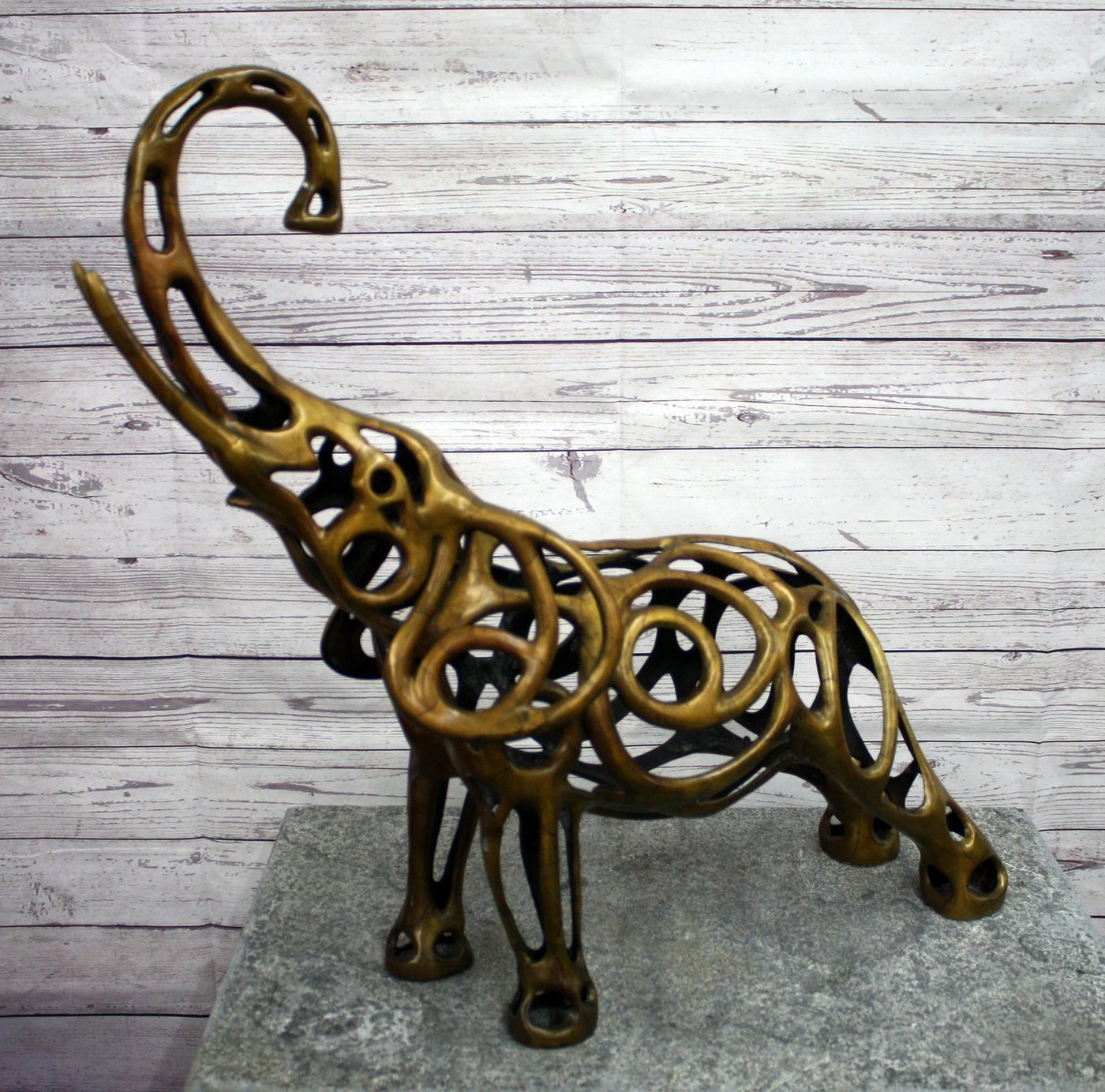 Bronzeskulpturen Skulptur Bronzefigur Elefant im abstrakten Design von Bronzeskulpturen