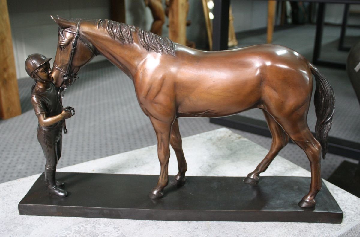 Bronzeskulpturen Skulptur Bronzefigur Mädchen mit Pferd Wohndekoration von Bronzeskulpturen