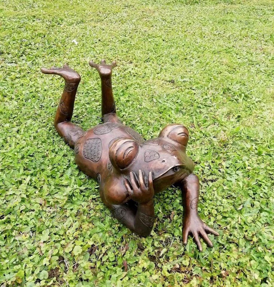 Bronzeskulpturen Skulptur Bronzefigur großer liegender Frosch - Wasserspeier von Bronzeskulpturen