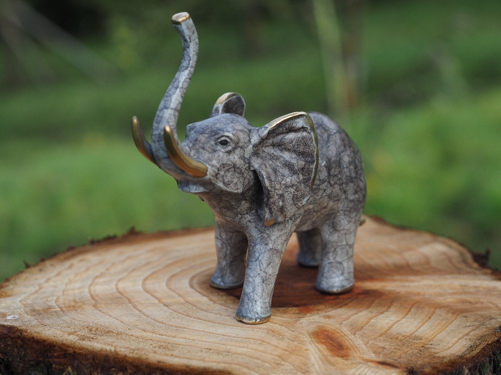 Bronzeskulpturen Skulptur Bronzefigur kleiner Elefant von Bronzeskulpturen