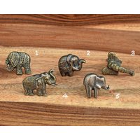 Set Von Elefant Metall Schrank Knauf Schubladenknauf, Antike Tier Möbel Knäufe, Küchenschrank Knäufe von BrookAndBirchCo