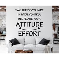 Life Attitude Effort Inspirational Quotes Wandaufkleber Vinyl Aufkleber Für Büro Zitate Wand Kunst Motivation Wandtattoal Qtu0007 von BrooklynStickerShop