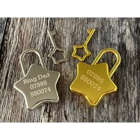 Personalisierter Gold Und Silber Stern Vorhängeschloss Hundeanhänger von Broughtonandco