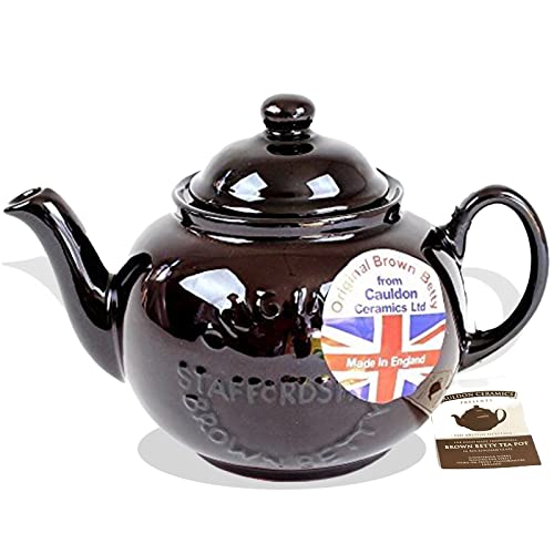 Handgefertigte, original Brown Betty Teekanne für 4 Tassen mit "Original Staffordshire"-Logo von Brown Betty