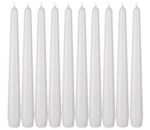 BRUBAKER Premium Spitzkerzen Weiß - 20 Stück - bis zu 7,5 Stunden Brenndauer pro Kerze - 24 cm Tafelkerzen Set für Kerzenständer und Kronleuchter - Leuchterkerzen Halterkerzen von BRUBAKER