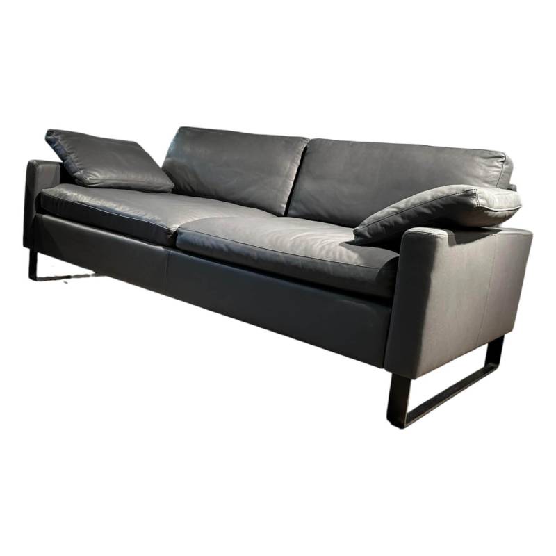 Sofa Alba Leder 5669 95 Grau Metallkufe Schwarz Pulverbeschichtet von Brühl
