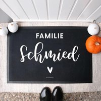Personalisierte Stoff Fußmatte Familie -Schwarz - | Paare Matte Geschenk Zum Einzug Hochzeitsgeschenk Türmatte Individuell von Buchstabenkult