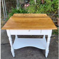 Berliner Küchentisch Um 1900 in Shabby Chic Mit Original Rollen von BuchundMoebel