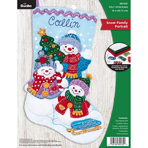 Bucilla 56103 89232E Weihnachtsstrumpf-Set, Filz-Applikationen, 45,7 cm, Baumwolle, Snow Family Portrait von Bucilla