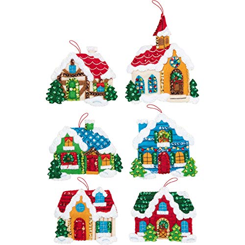 Kariertes Filz-Ornament-Set, Baumwolle, Weihnachtsdorf, Einheitsgröße von Bucilla