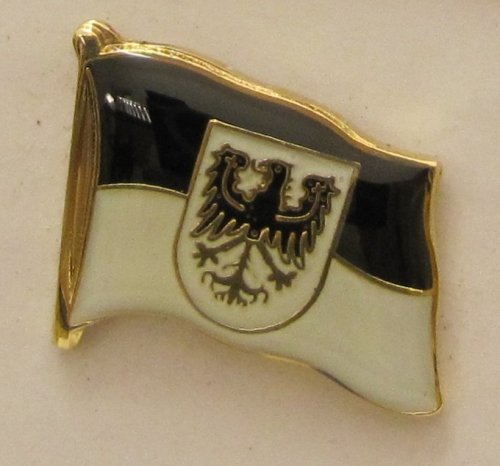 Buddel-Bini Versand Pin Anstecker Flagge Fahne Ostpreussen Ost Preußen Adler Wappen Flaggenpin Badge Button Flaggen Clip Anstecknadel Buddel-Bini Versand Pin Anstecker Flagge Fahne Ostpreussen Ost Preußen Adler Wappen Flaggenpin Badge Button Flaggen Clip Anstecknadel von Buddel-Bini Versand