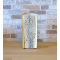 Adlerkopf - Gefaltetes Buch // Buchfaltkunst Dekoration Geschenk Adler Buchdeko Adlerkopf - Gefaltetes Buch // Buchfaltkunst Dekoration Geschenk Adler Buchdeko von Buechertruhe