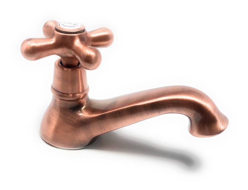 Gästewaschbeckenarmaturen/Kaltwasserarmaturen Retro/Vintage Serie Old Kupfer von Bugnatese Gästewaschbeckenarmaturen/Kaltwasserarmaturen Retro/Vintage Serie Old Kupfer von Bugnatese von Bugnatese