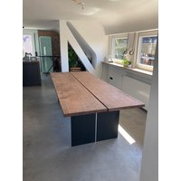 Rustic Solid Wood Dining Table - Handcrafted Office & Conference Farmhouse Modern von WoodYouAdore