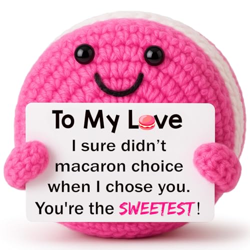 BuiltFit Geschenke für Ihre Freundin zum Jahrestag – "To My Love, Crochet Macaron", romantisches Geschenk für Frauen, Ehefrau, Männer, Ihn, Ehemann, Freund, Verlobte, Paare, Liebhaber, Weihnachten von BuiltFit