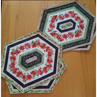 Patchwork-Tischsets 6-Eckig, "Poppys & Ladybugs", Platzdeckchen, Eigene Herstellung von BunteFaedenbyCarola