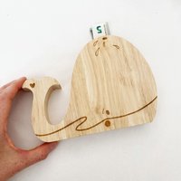 Spardose Aus Holz/Geldgeschenk /Personalisierbar - Kleiner Wal von Buntfleck