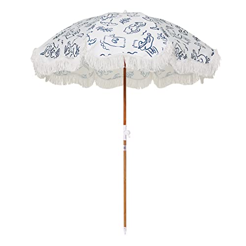 Business & Pleasure Co. Urlaubsschirm – Boho-Strandschirm mit weißen Fransen – LSF 50+ – 2,5 cm EcoTimber-Stange und kippbares Scharnier – 1,5 x 1,5 m, Le Basque Navy von Business & Pleasure Co.