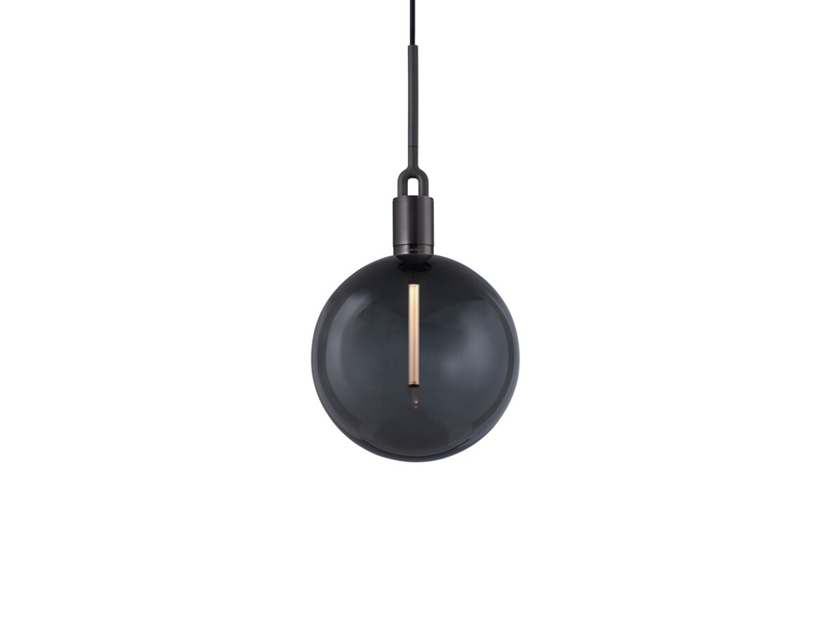 Buster+Punch - Forked Globe Pendelleuchte Dim. Large Smoked/Gun Metal Buster+Punch von Buster+Punch